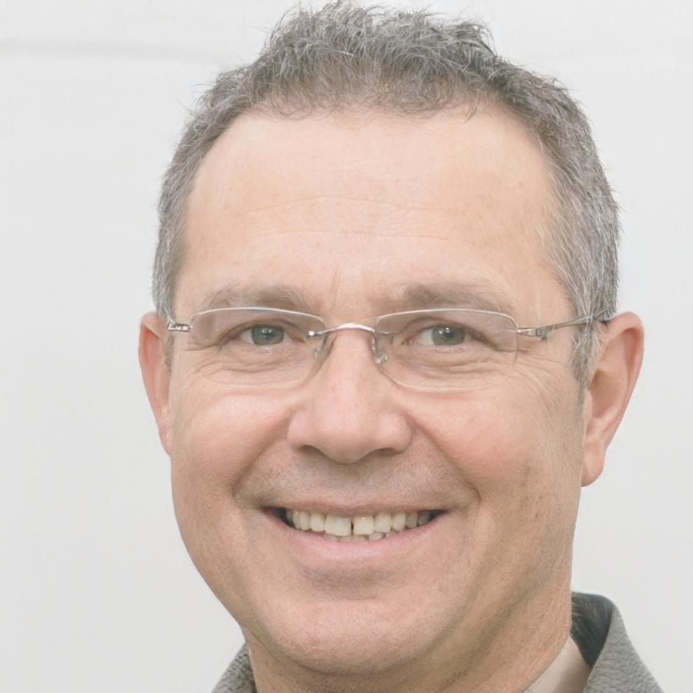 Urbano Cifuentes, especialista en estados financieros en orminexyra